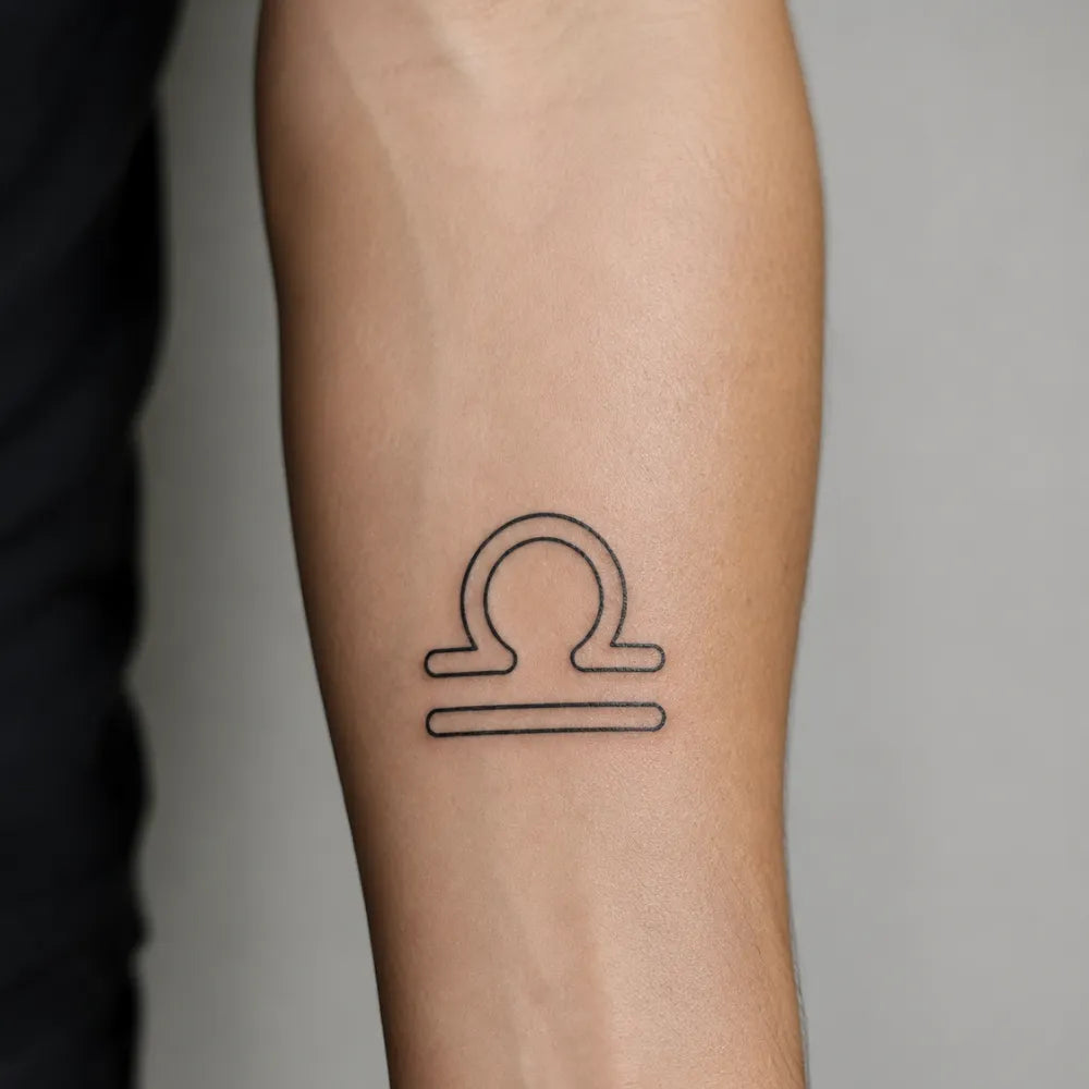 SafeTatt — Libra Sign · fotografie tetování na kůži